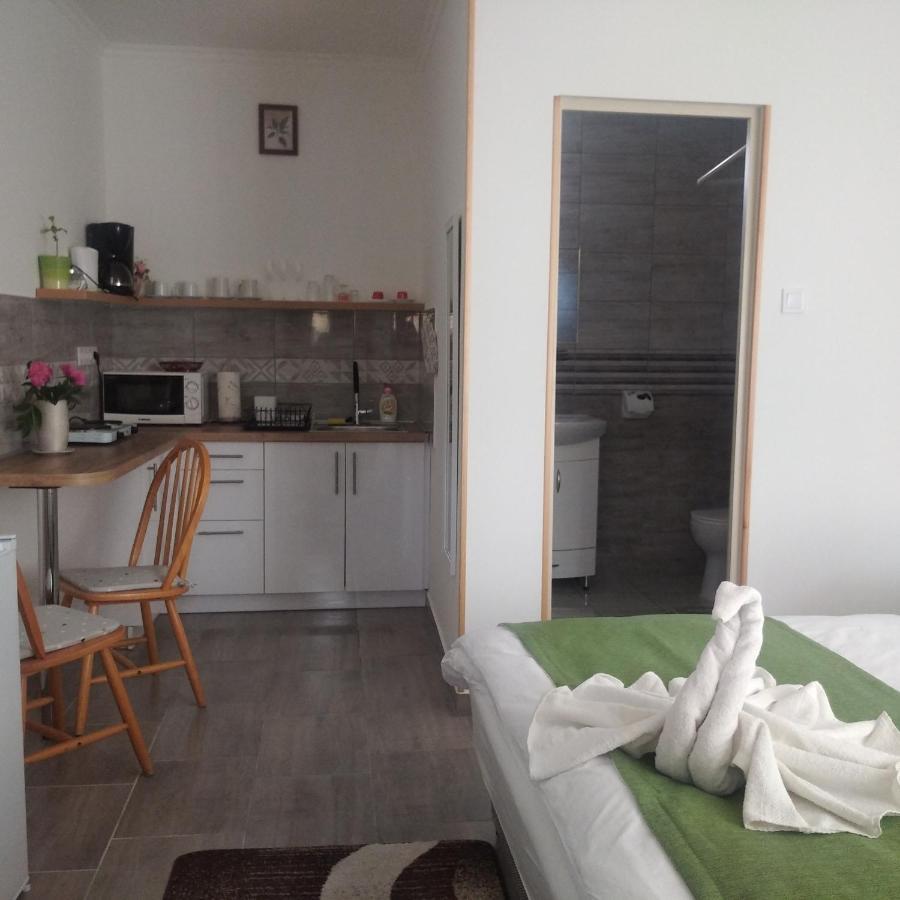Demjén Kaptarko Apartmanhaz מראה חיצוני תמונה