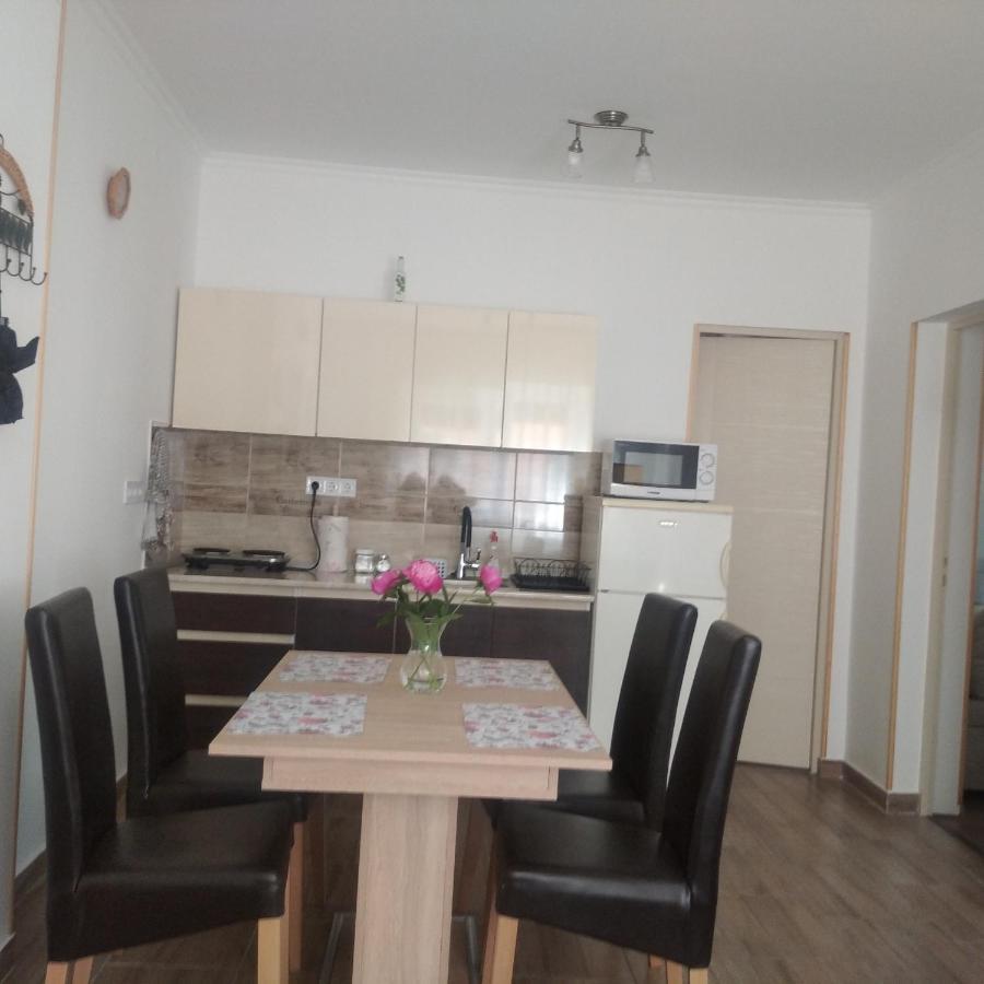 Demjén Kaptarko Apartmanhaz מראה חיצוני תמונה