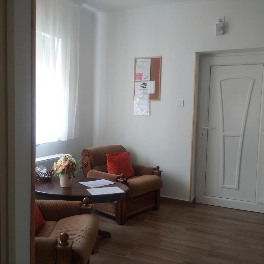 Demjén Kaptarko Apartmanhaz מראה חיצוני תמונה