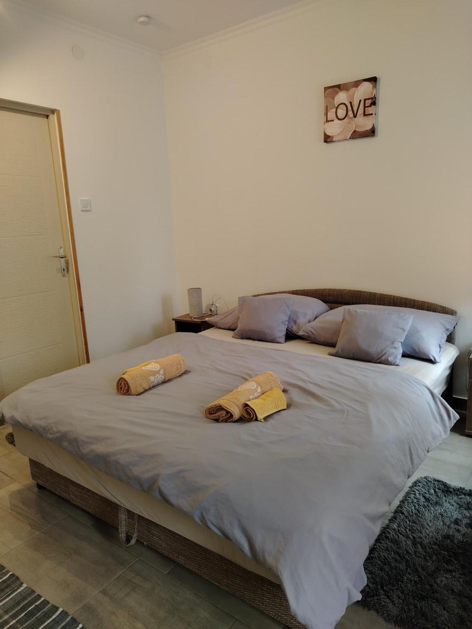 Demjén Kaptarko Apartmanhaz מראה חיצוני תמונה